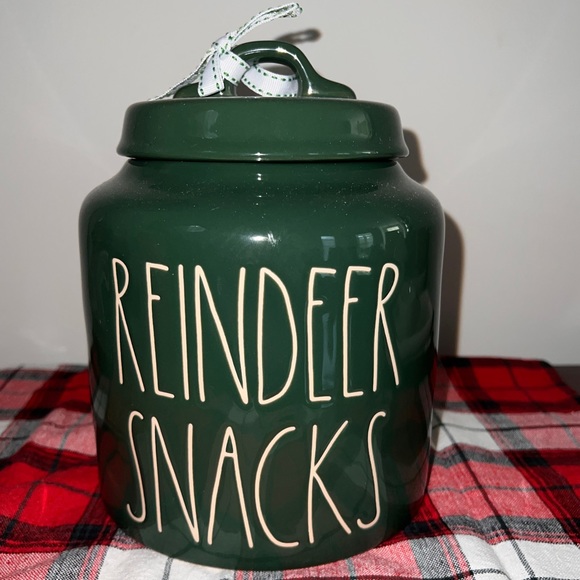 Rae Dunn Reindeer Snacks 2021 🇺🇸 release - Picture 1 of 1